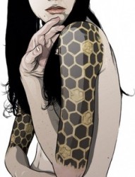 个性女孩时尚蛇皮包臂刺青