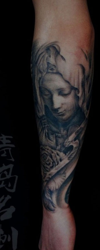 点击大图看下一张：纹身520图库推荐一组手臂圣母玛利亚纹身图片图3