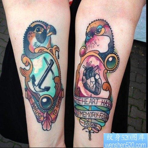 点击大图看下一张:一幅手臂school风格鸟纹身图片由纹身馆推荐