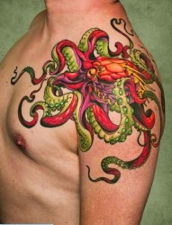 一幅彩色流行个性的纹身作品