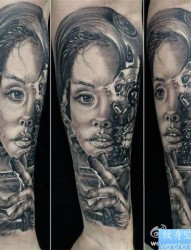 一款胳膊机械女郎纹身图案
