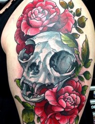 一款欧美彩色骷髅玫瑰纹身图案