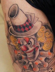 手臂小丑纹身图案