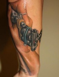 手臂个性纹身机纹身图案