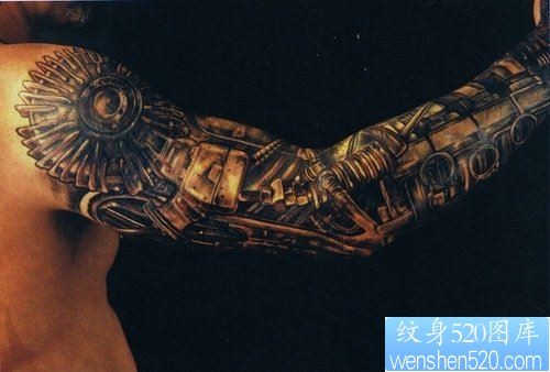 点击大图看下一张：一款手臂机械纹身图案