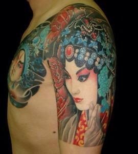 点击大图看下一张：中国京剧人物之美女花旦纹身
