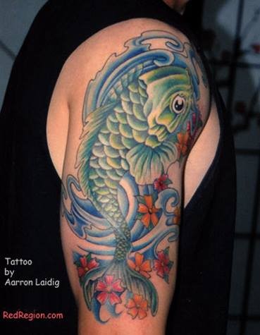 点击大图看下一张：手臂上非常帅气的鲤鱼纹身图6