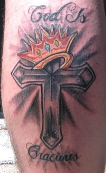 点击大图看下一张：手臂上好看的十字架皇冠纹身图2