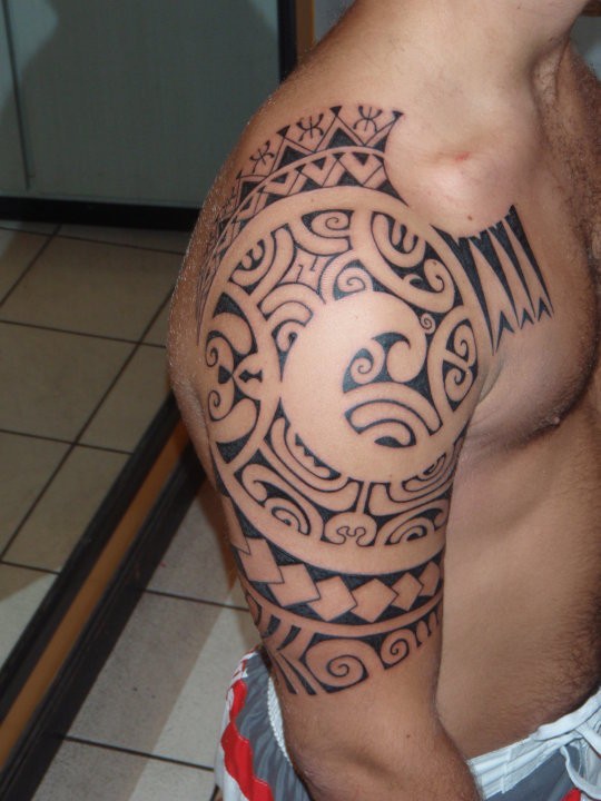 点击大图看下一张：帅气简单潮流的图腾纹身图4