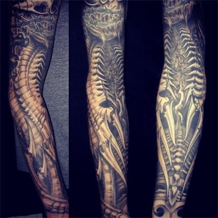 点击大图看下一张：瑞士 Rob Kass的花臂纹身作品图4
