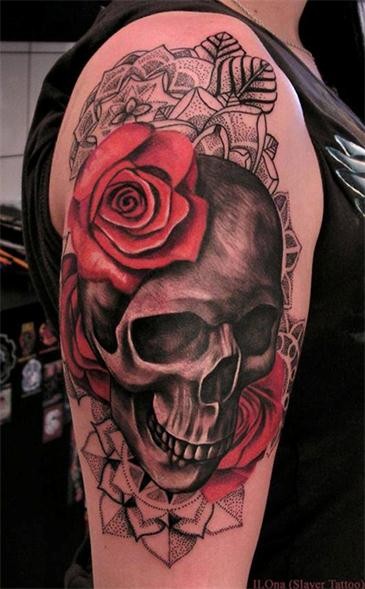 点击大图看下一张：玫瑰骷髅手臂纹身图2