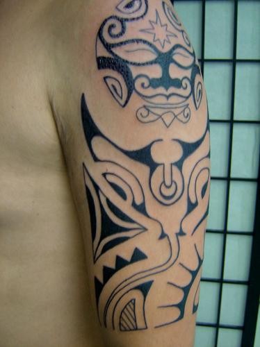 点击大图看下一张：手臂上简洁的玛雅图腾纹身图3