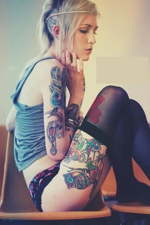 点击大图看下一张：性感时尚的美女花臂纹身图6