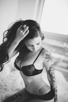 点击大图看下一张：性感时尚的美女花臂纹身图20