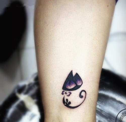 点击大图看下一张:一组可爱的小猫咪纹身图8