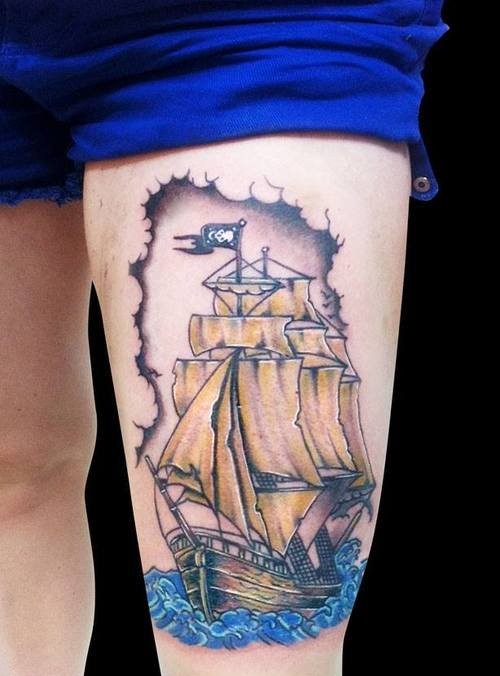 点击大图看下一张：航海梦帆船图案纹身图4