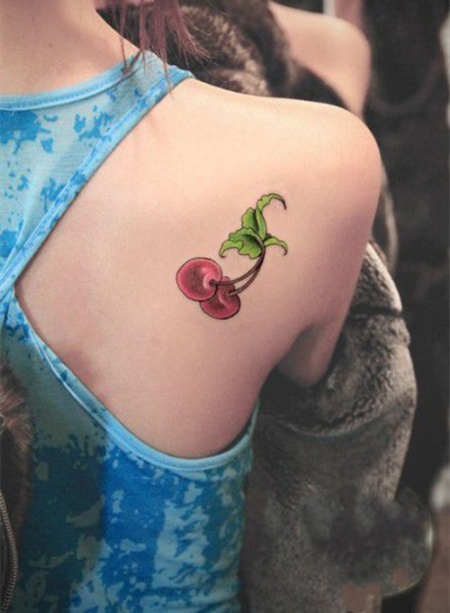 点击大图看下一张：小巧可爱的樱桃纹身图6