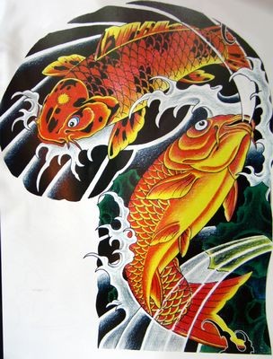 点击大图看下一张：半胛鲤鱼纹身图片：华丽彩色半胛鲤鱼纹身图片纹身作品