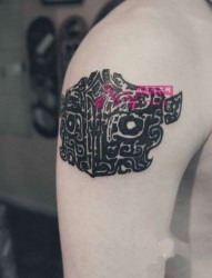 中国象形图腾手臂纹身图案