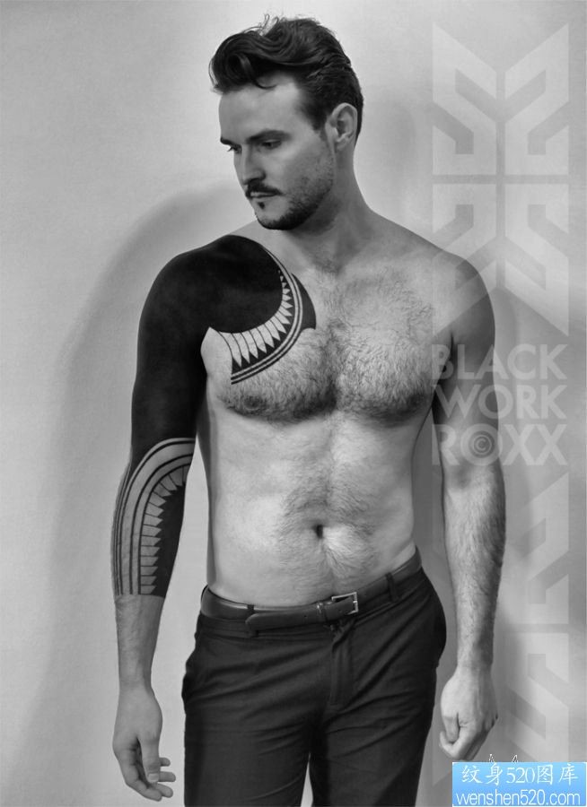 点击大图看下一张：图腾纹身图案合集（24）