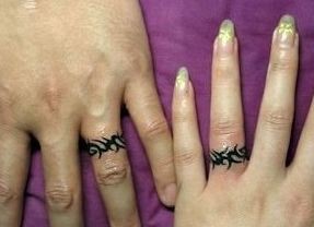 点击大图看下一张：手指上小小的爱情烙印图4