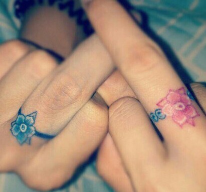 点击大图看下一张：手指上小小的爱情烙印图10