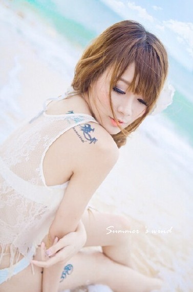 点击大图看下一张:优雅性感的时尚的图腾纹身图6