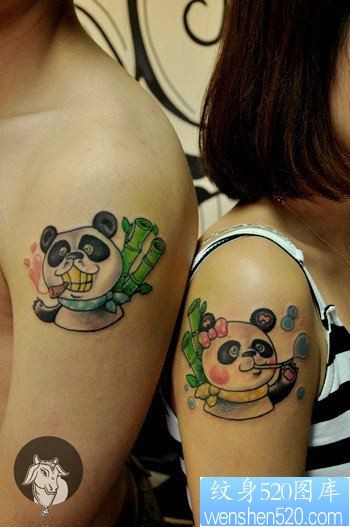点击大图看下一张：手臂可爱的情侣熊猫纹身图片