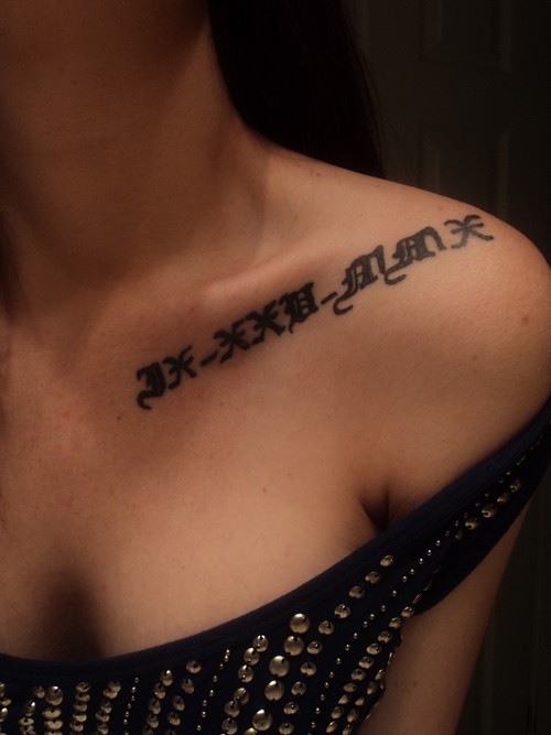 点击大图看下一张：性感优雅的锁骨英文刺青图2