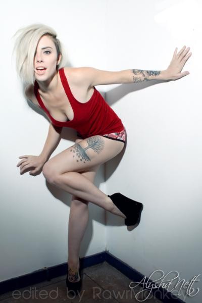 点击大图看下一张:用皮肤记下对你的爱图12