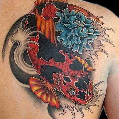 点击大图看下一张：肩部经典的中国鲤鱼纹身图3