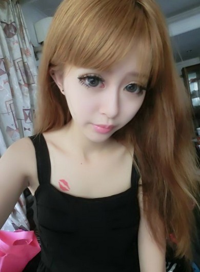 点击大图看下一张:非主流少女的时尚简约英文刺青图7