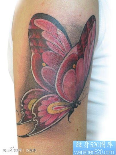 点击大图看下一张：手臂前卫唯美的蝴蝶纹身图片