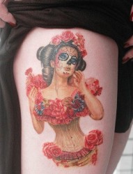 女人大腿漂亮的亡灵装美女纹身图片