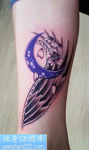 点击大图看下一张：月亮花翅膀纹身图案图案
