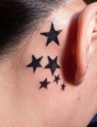 耳后小星星纹身图案