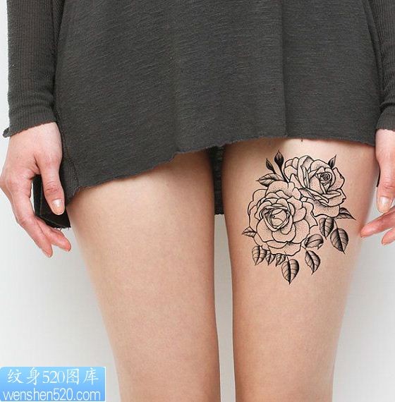 点击大图看下一张：女孩大腿上的玫瑰花纹身图案