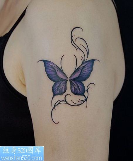 点击大图看下一张：手臂上的蝴蝶纹身图案图案
