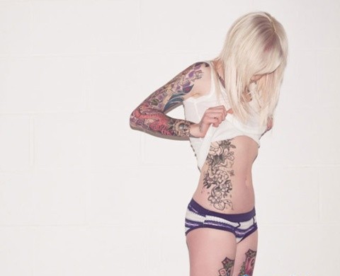 点击大图看下一张：极具诱惑的tattoo girl女性纹身图图4
