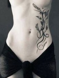 性感美女腰部超有诱惑力的纹身