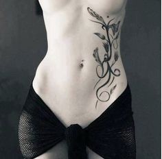 点击大图看下一张：性感美女腰部超有诱惑力的纹身图4