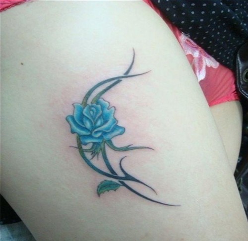 点击大图看下一张：漂亮的玫瑰花纹身图8