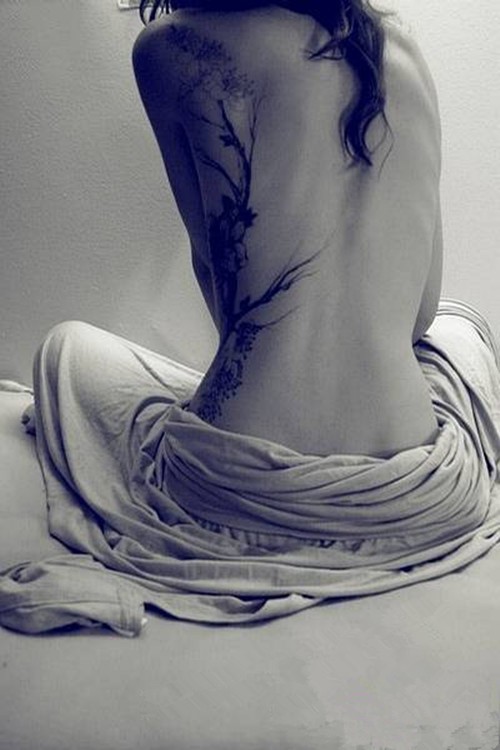 点击大图看下一张:柔情似水女性腰部美图2