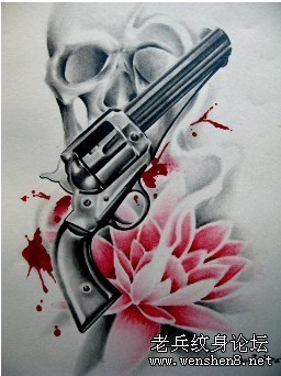 点击大图看下一张：超赞超帅的手枪莲花骷髅纹身图案