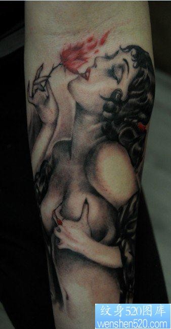 点击大图看下一张：手臂欧美另类性感美女纹身图案
