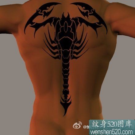 点击大图看下一张：霸气肌肉男后背大黑蝎子图腾作品