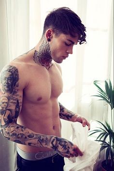 点击大图看下一张：英国超人气模特 Stephen James