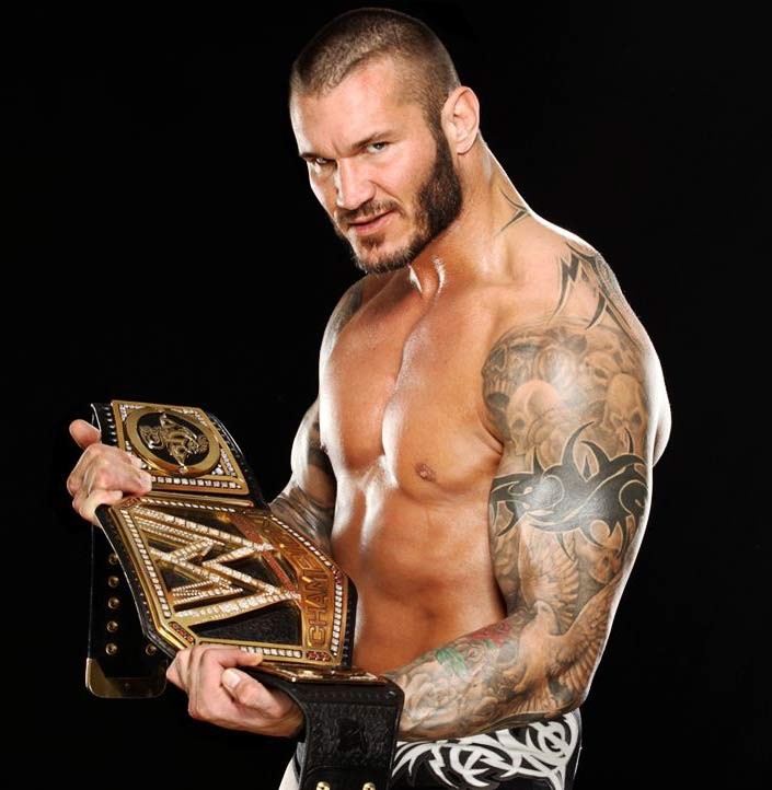 点击大图看下一张：最年轻的WWE世界重量级冠军：兰迪奥顿的纹身图3