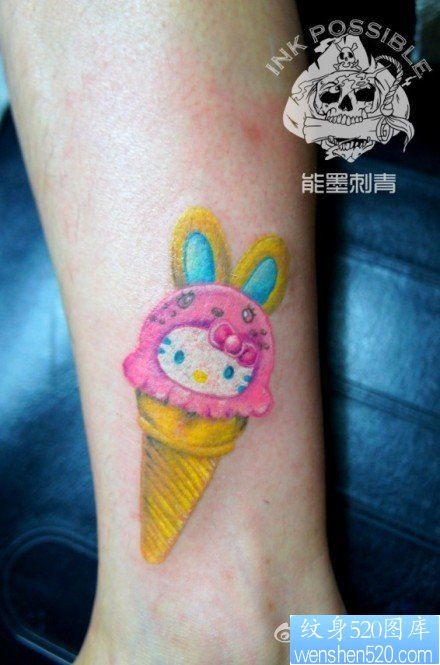 点击大图看下一张：女人腿部可爱的猫咪兔子冰激凌纹身图片