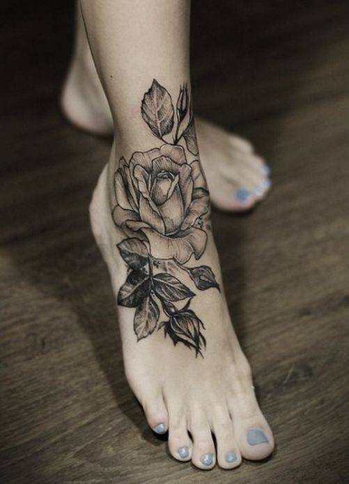 点击大图看下一张：脚背优雅的玫瑰纹身图2